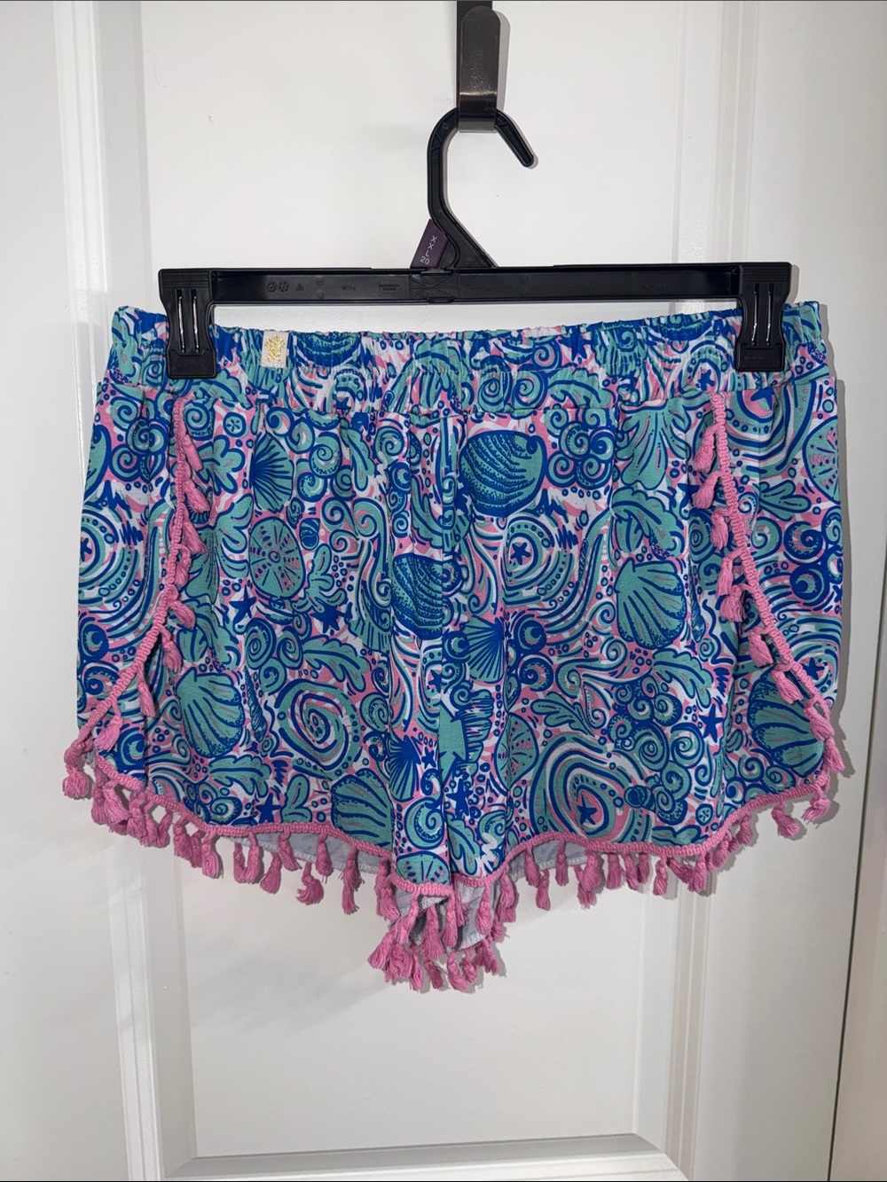 Simply Southern Brand Women's Blue & Pink shell print Shorts w/ Tassel Trim L/XL